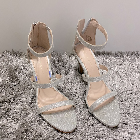 Kelly & Katie Dress Heeled Silver Sandals Size 8.5 - Picture 3 of 4